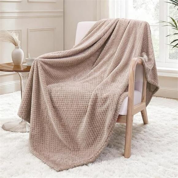 Fleece Throw Blanket Extra Large, Super Soft and Warm Blankets - Picture 7 of 7